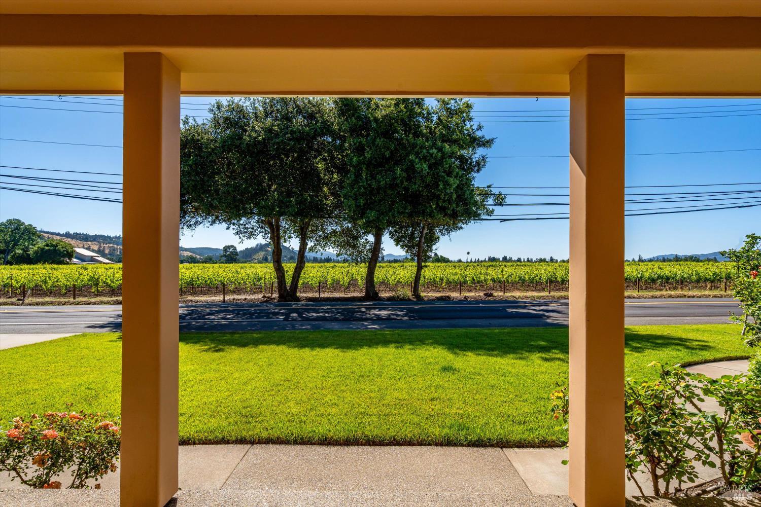 466 Pratt Avenue St. Helena CA 94574