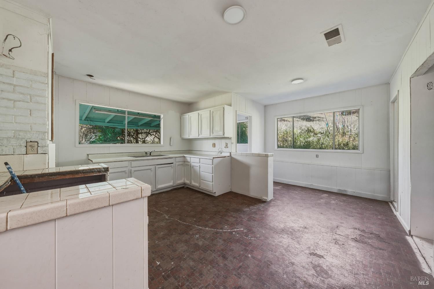 1440 W State Highway 20 Upper Lake CA 95485