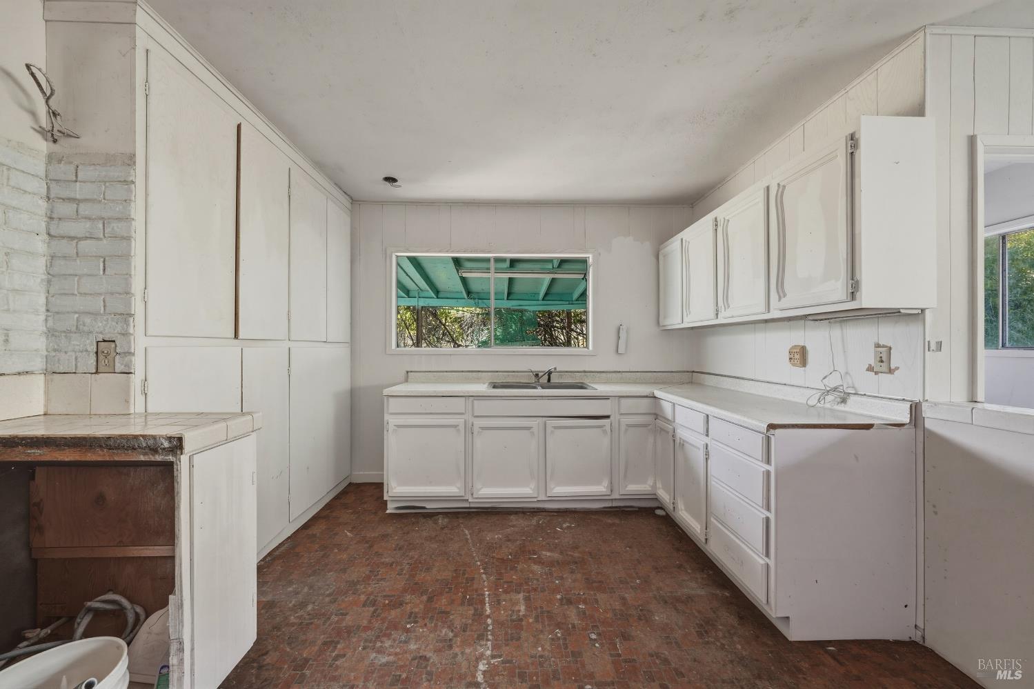 1440 W State Highway 20 Upper Lake CA 95485