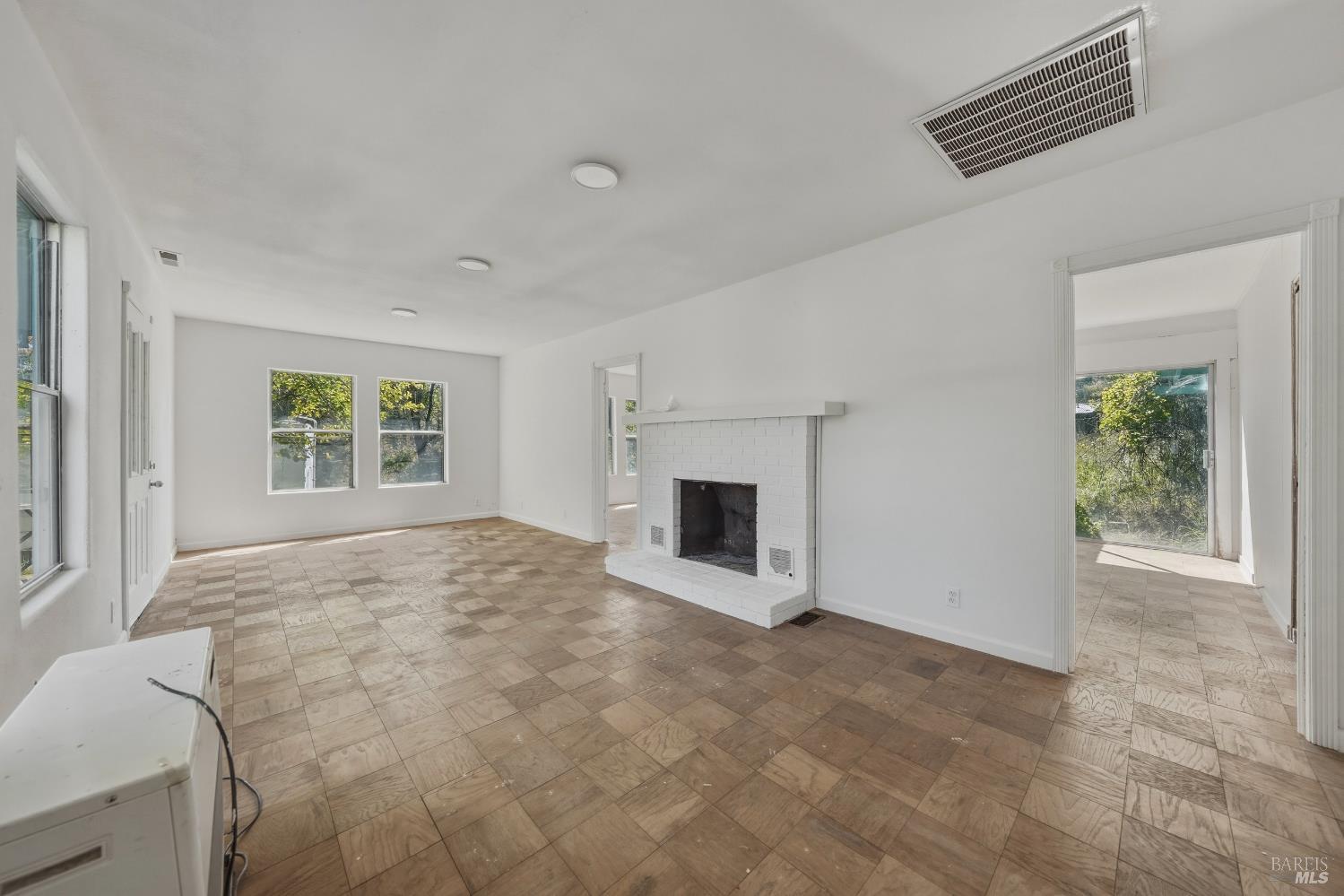 1440 W State Highway 20 Upper Lake CA 95485