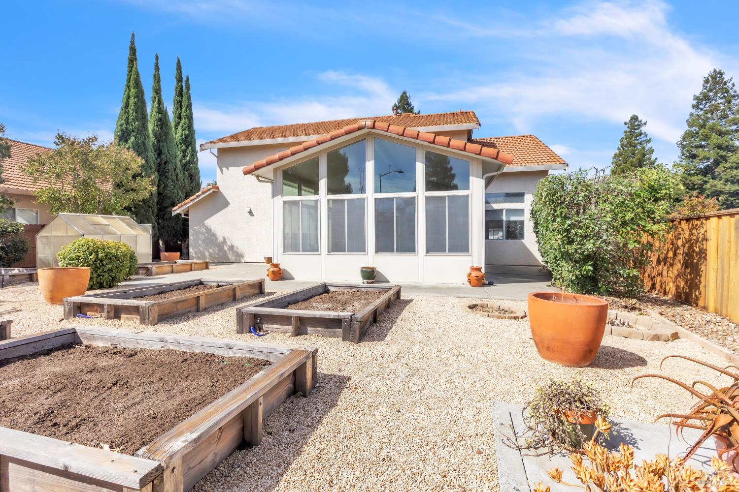 231 Sungate Court Vacaville CA 95688