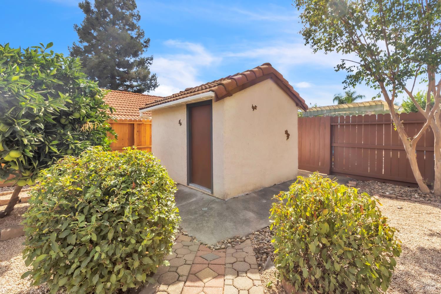 231 Sungate Court Vacaville CA 95688