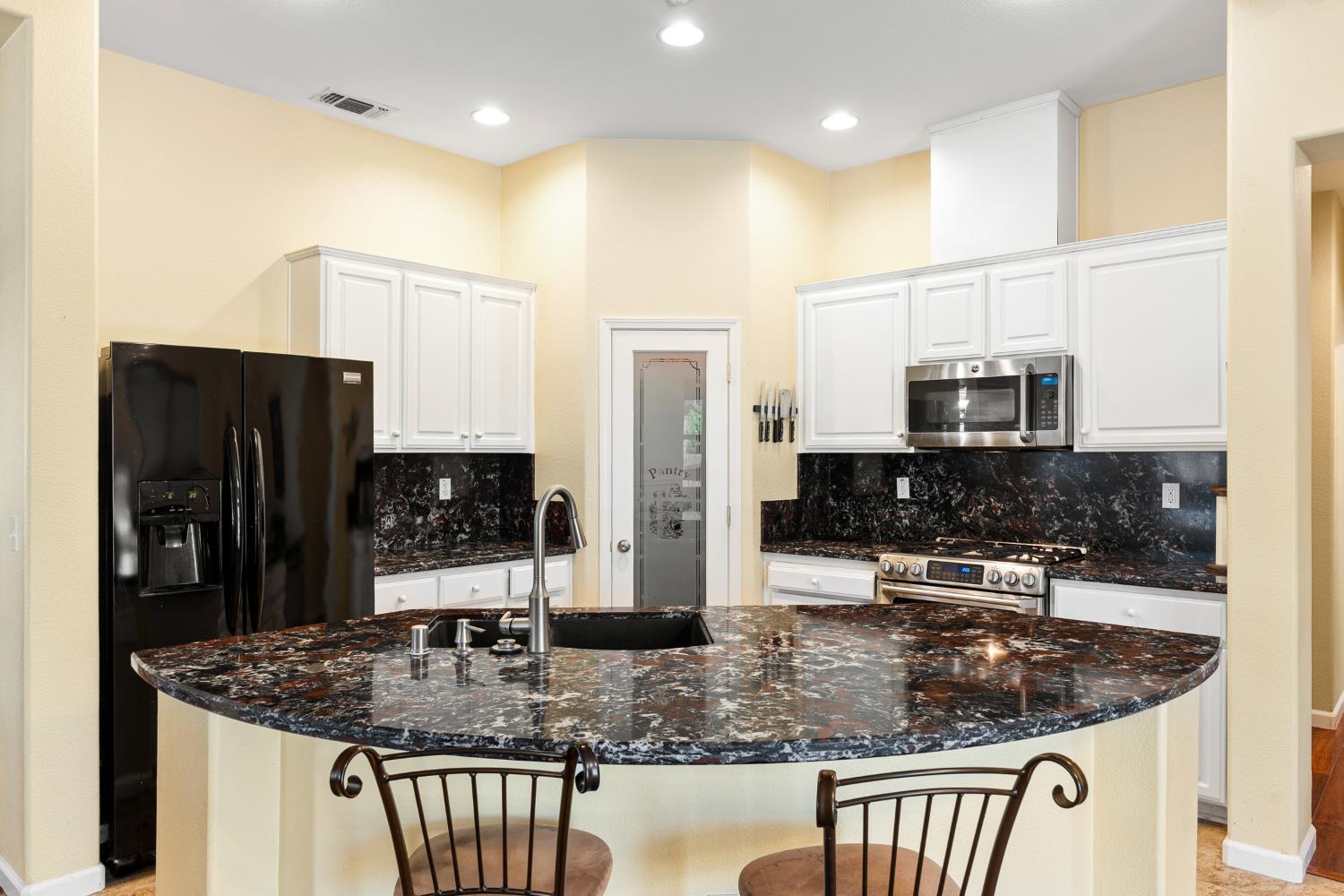1893 Hardy Drive Woodland CA 95776