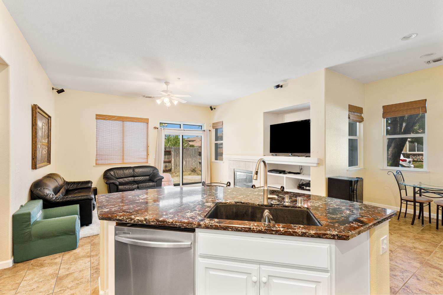 1893 Hardy Drive Woodland CA 95776