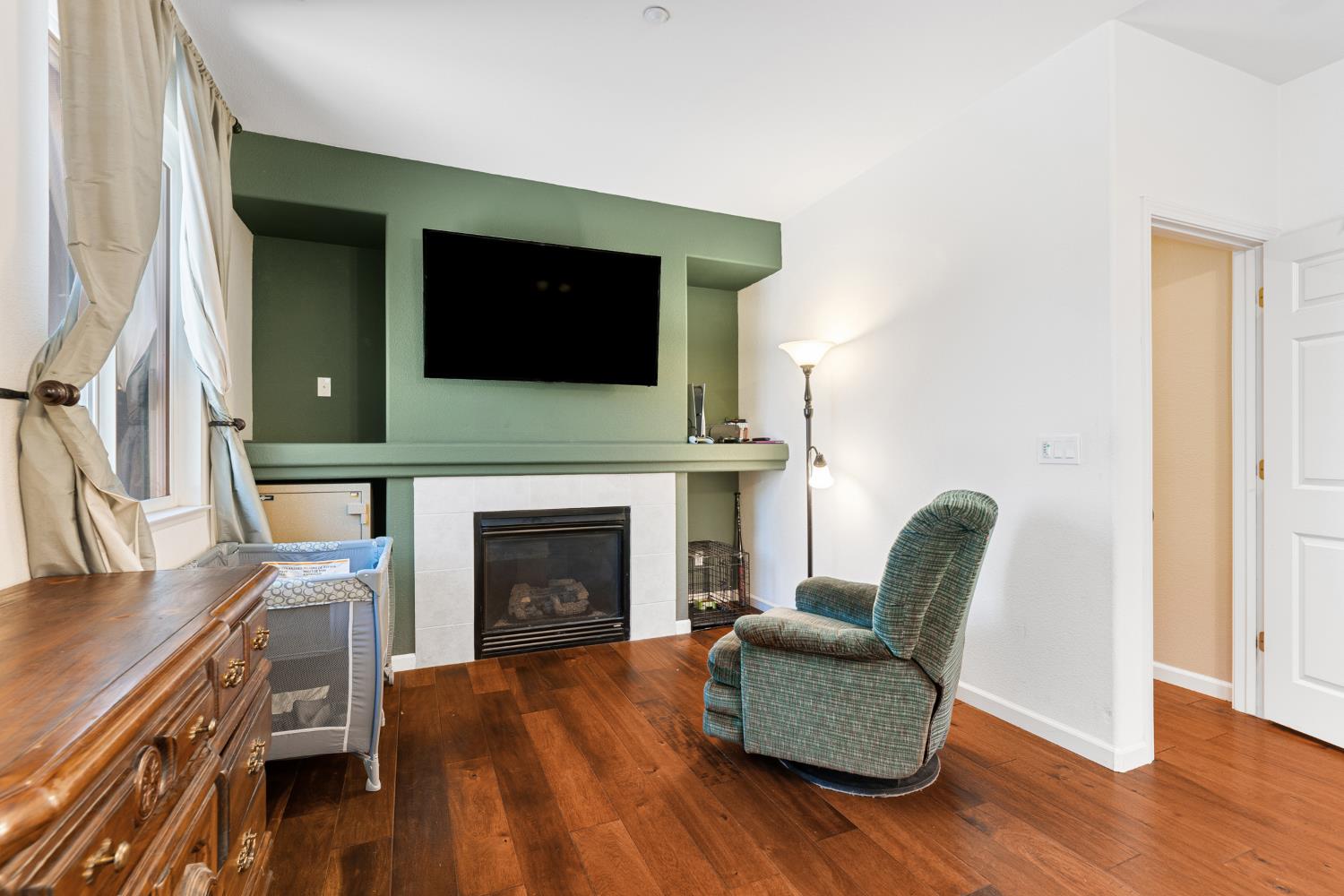 1893 Hardy Drive Woodland CA 95776