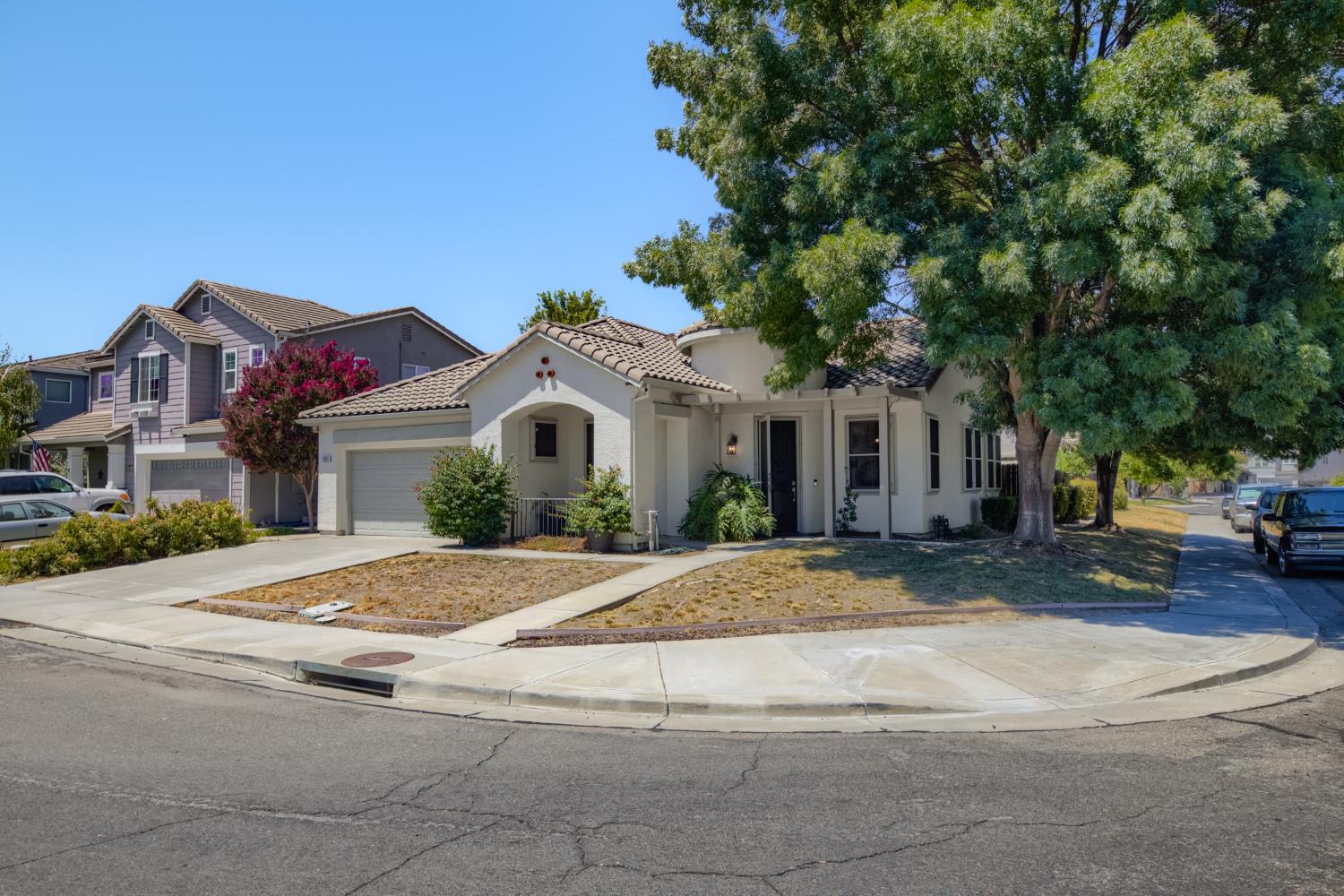 1893 Hardy Drive Woodland CA 95776