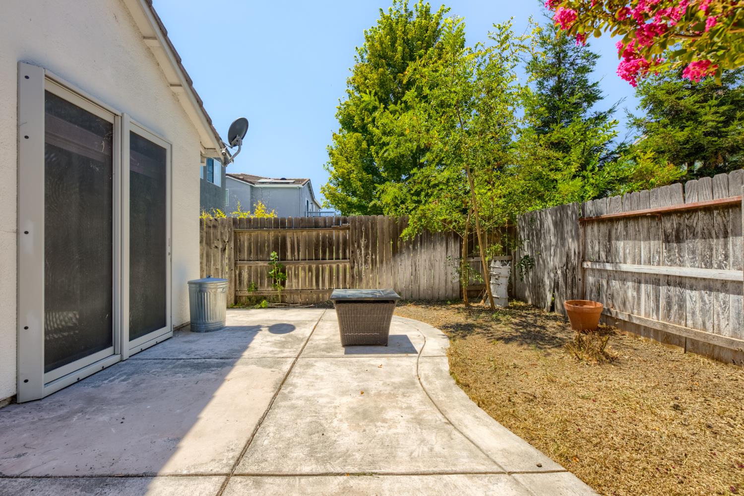1893 Hardy Drive Woodland CA 95776