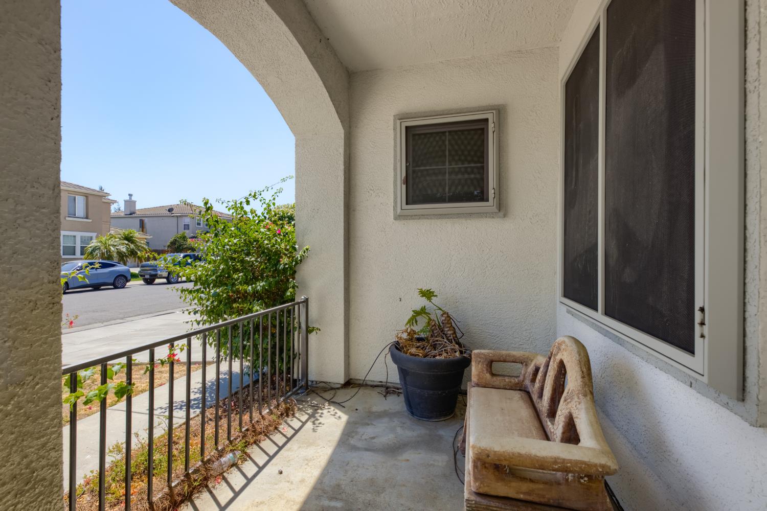 1893 Hardy Drive Woodland CA 95776