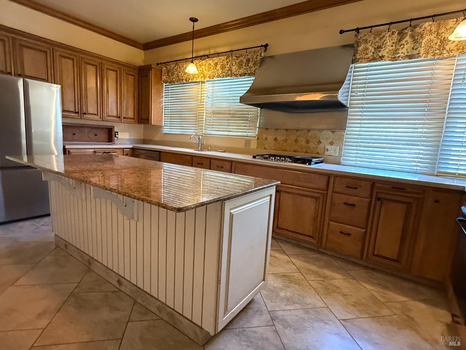 530 W Stephenson Street Ukiah CA 95482