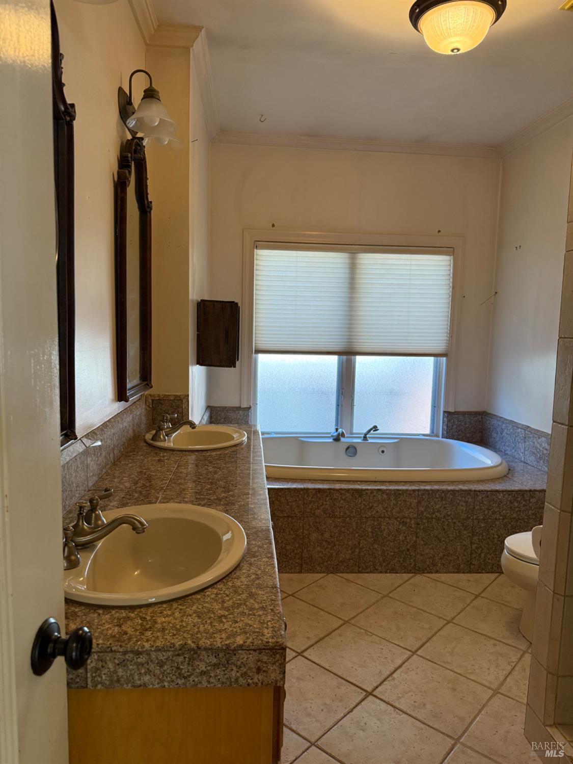 530 W Stephenson Street Ukiah CA 95482