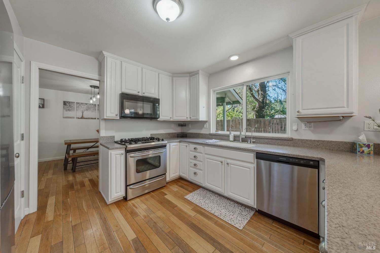 9945 Meadow Drive Cobb CA 95426