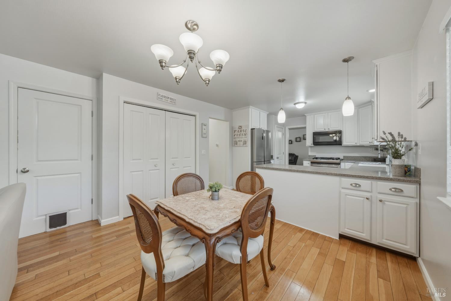 9945 Meadow Drive Cobb CA 95426