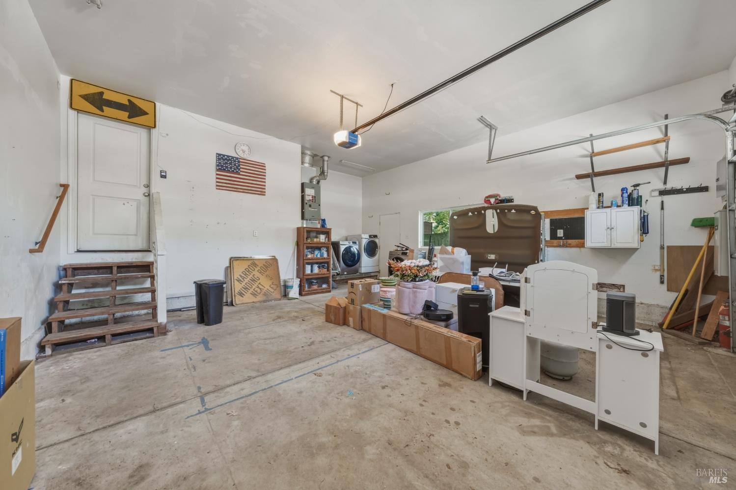 9945 Meadow Drive Cobb CA 95426