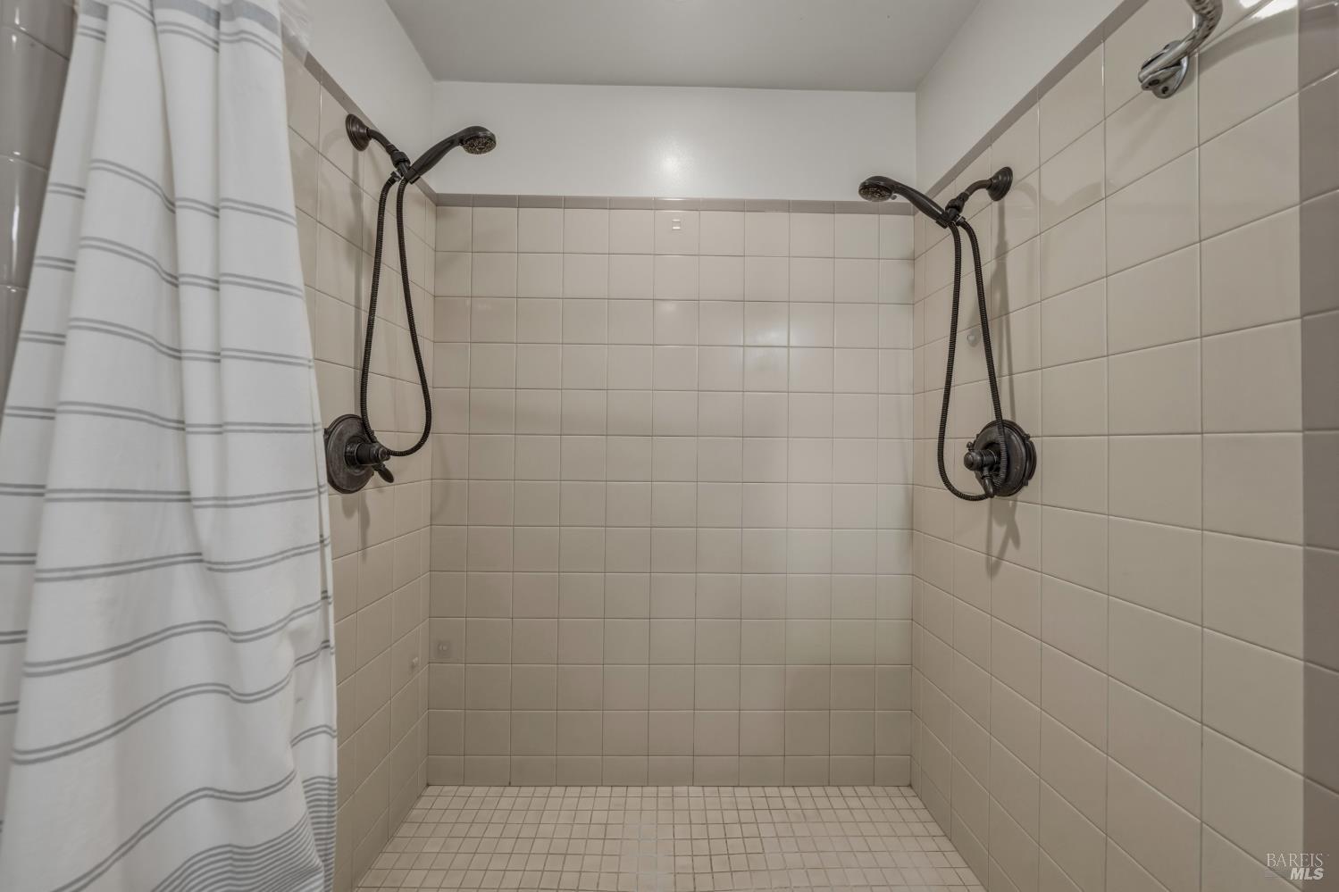 9945 Meadow Drive Cobb CA 95426