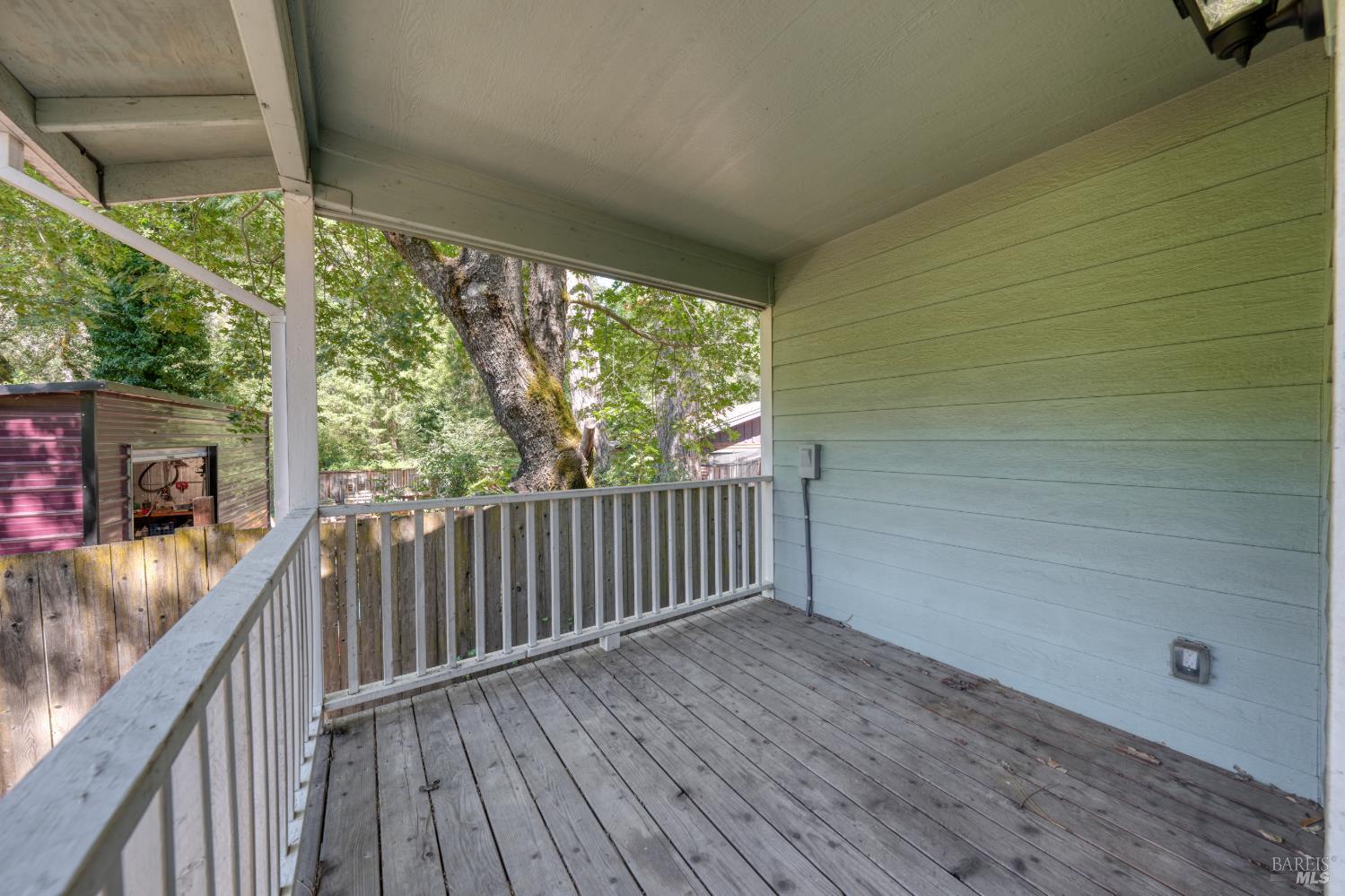 9945 Meadow Drive Cobb CA 95426