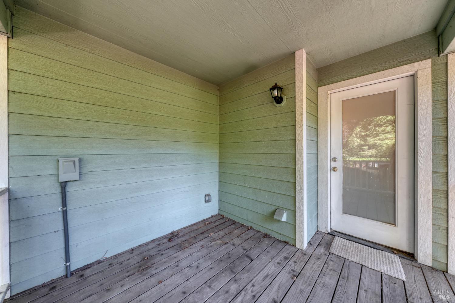 9945 Meadow Drive Cobb CA 95426