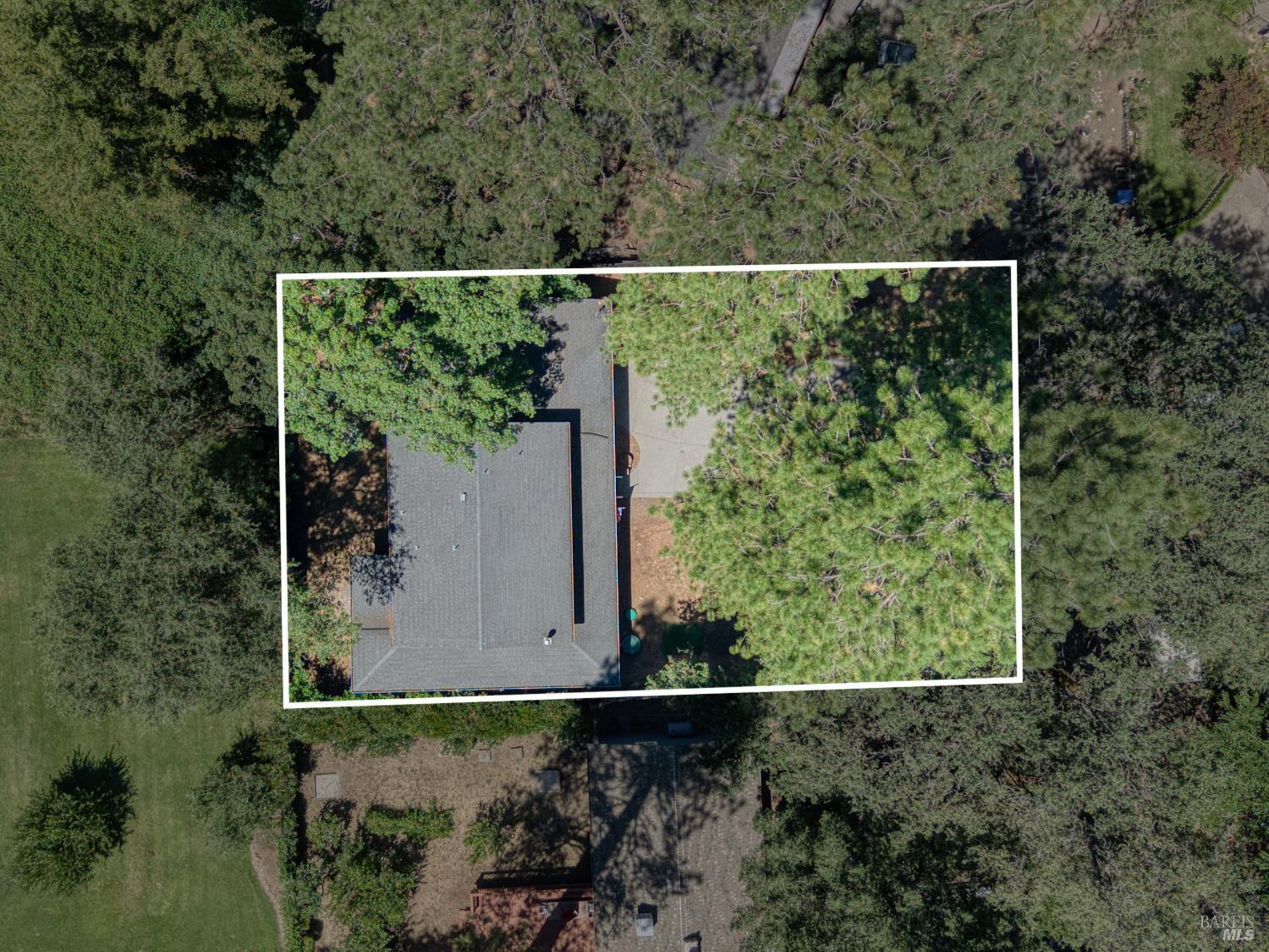 9945 Meadow Drive Cobb CA 95426