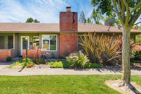 29 Woodgreen Street Santa Rosa CA 95409