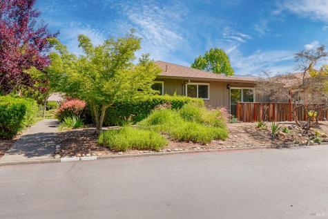 29 Woodgreen Street Santa Rosa CA 95409