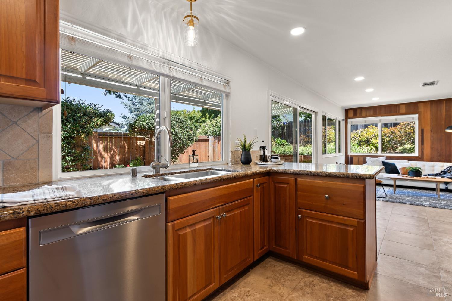 329 Larkin Court Benicia CA 94510