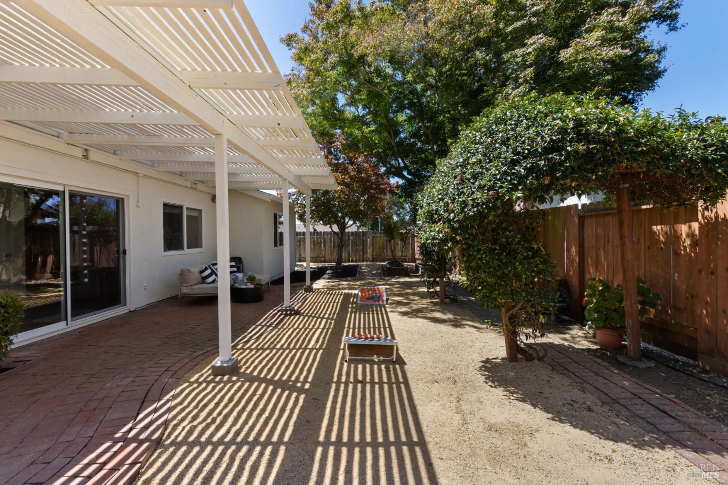 329 Larkin Court Benicia CA 94510