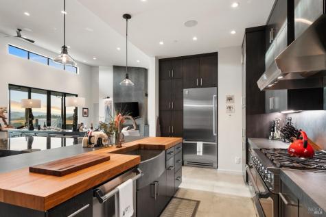 22700 Walling Road Geyserville CA 95441