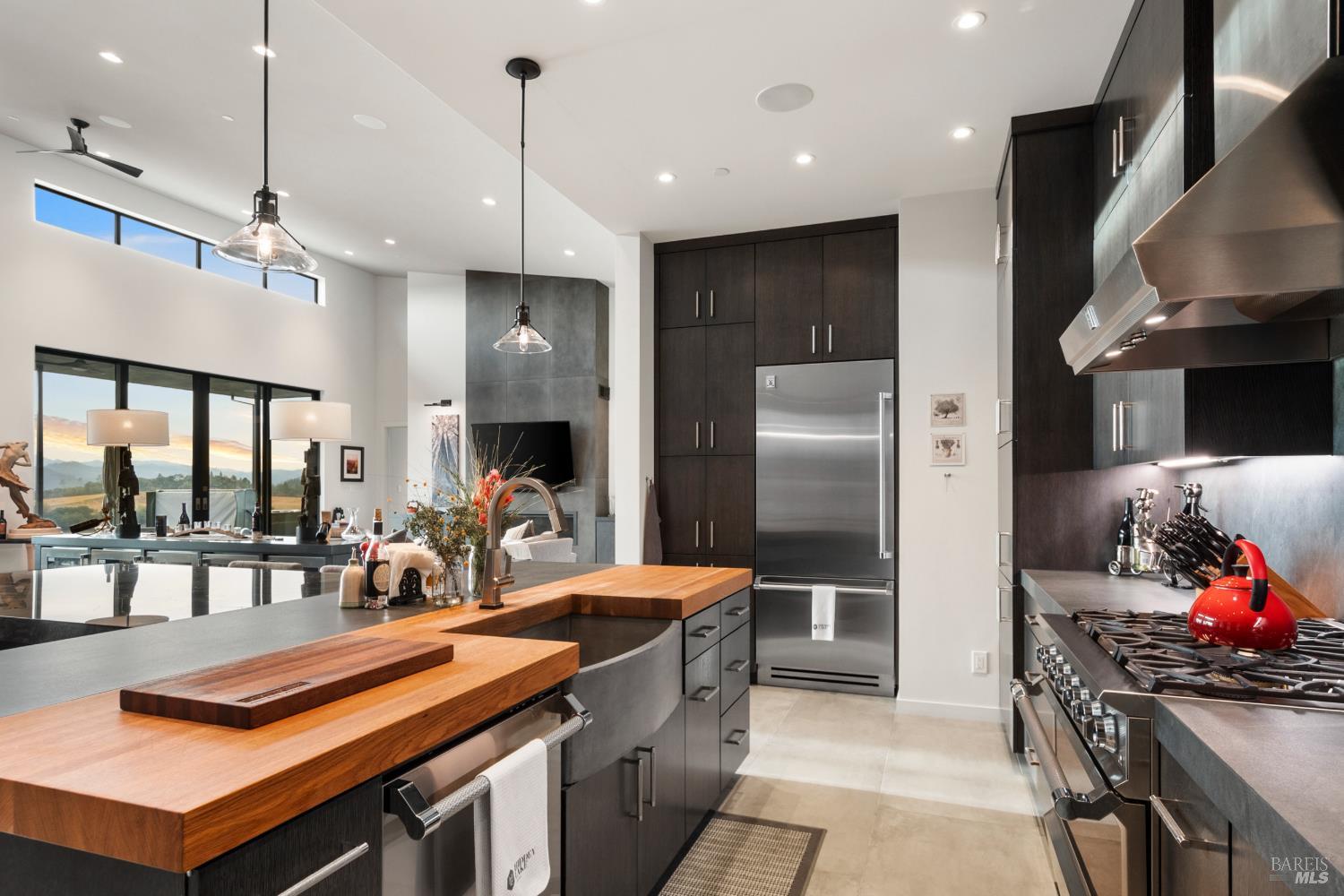 22700 Walling Road Geyserville CA 95441