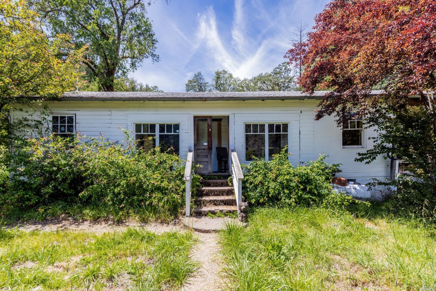 41350 Highway 101 Laytonville CA 95454