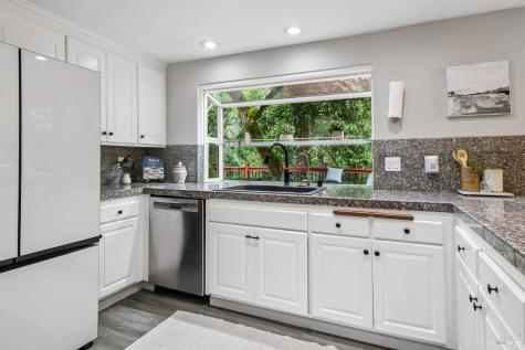 2227 Vallejo Street Santa Rosa CA 95404