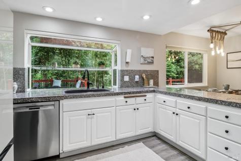 2227 Vallejo Street Santa Rosa CA 95404