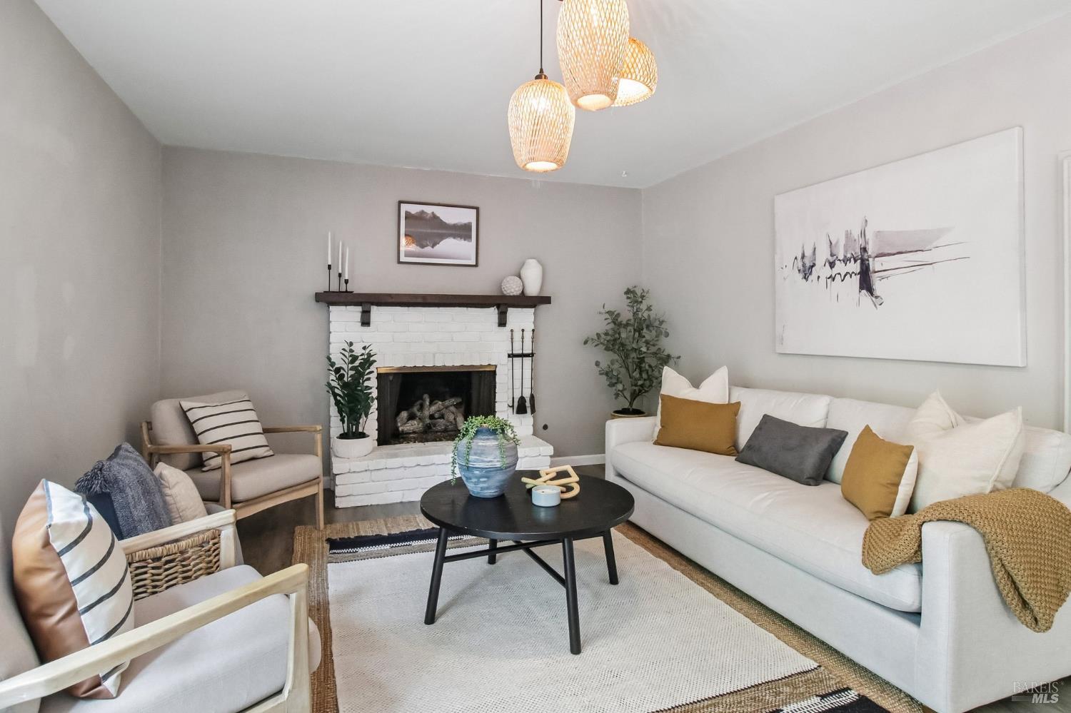 2227 Vallejo Street Santa Rosa CA 95404