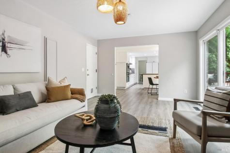 2227 Vallejo Street Santa Rosa CA 95404
