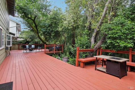 2227 Vallejo Street Santa Rosa CA 95404