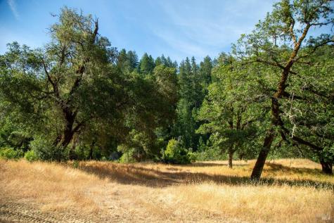 23 Wickersham Ranch Road Cloverdale CA 95448