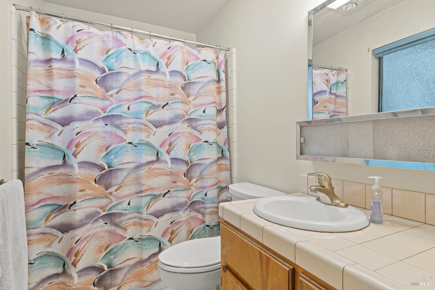 1400 Hulda Drive Ukiah CA 95482