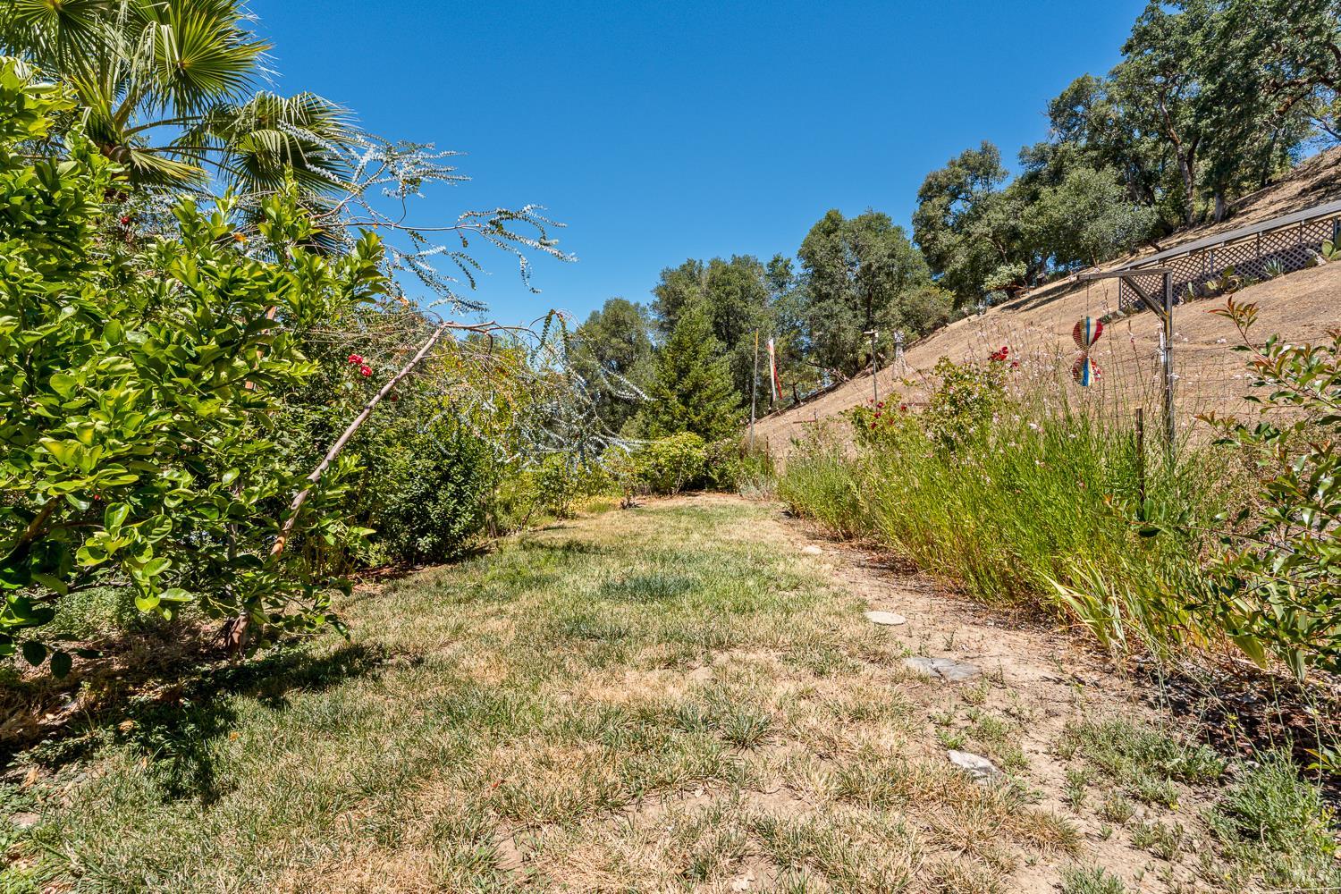 1400 Hulda Drive Ukiah CA 95482