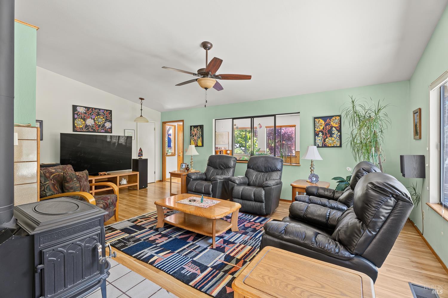 1400 Hulda Drive Ukiah CA 95482
