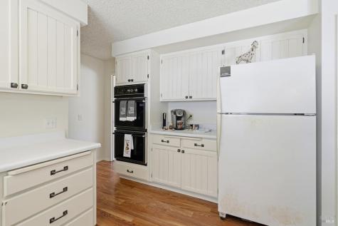 397 W Railroad Avenue Cotati CA 94931