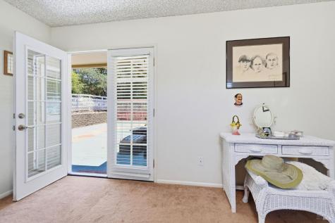 397 W Railroad Avenue Cotati CA 94931
