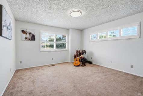 397 W Railroad Avenue Cotati CA 94931