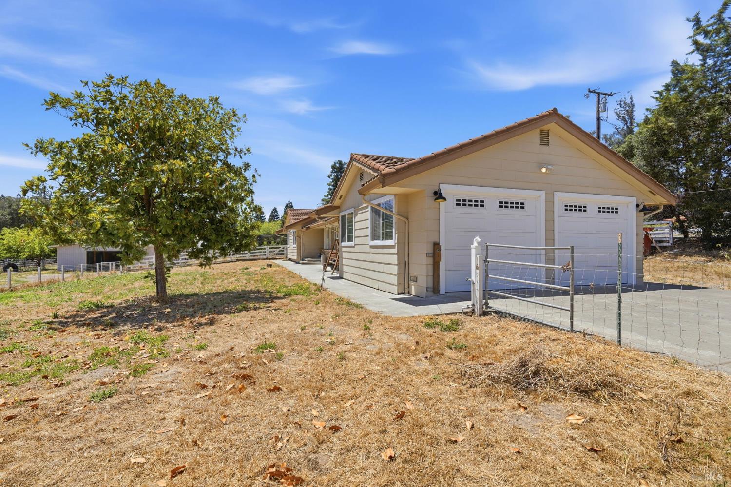 397 W Railroad Avenue Cotati CA 94931