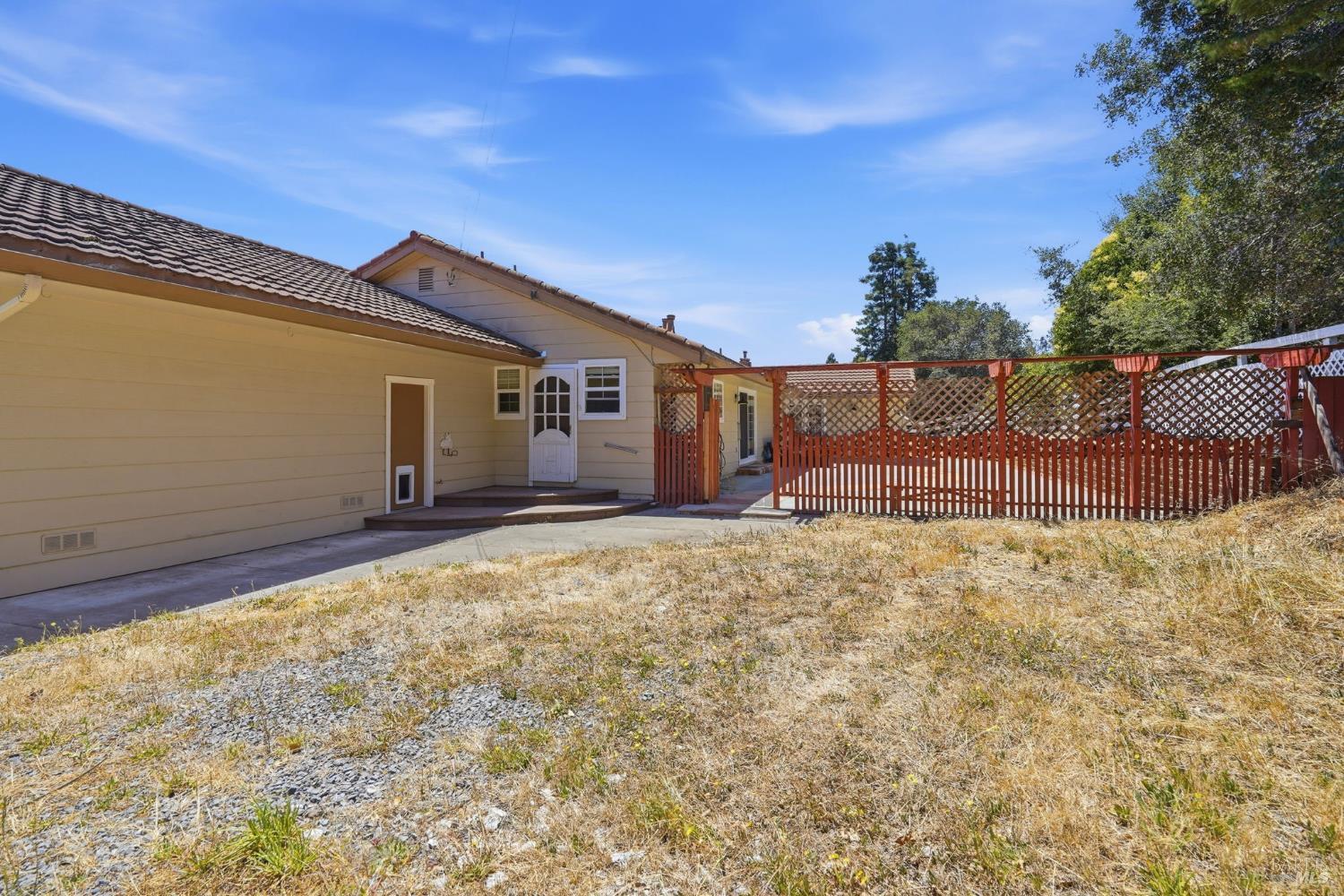 397 W Railroad Avenue Cotati CA 94931