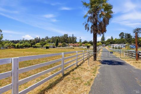 397 W Railroad Avenue Cotati CA 94931