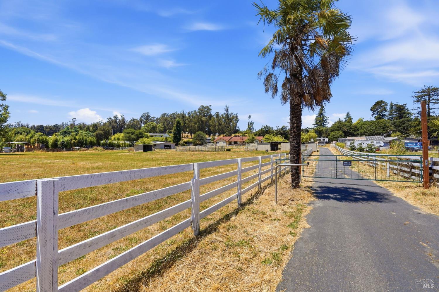 397 W Railroad Avenue Cotati CA 94931