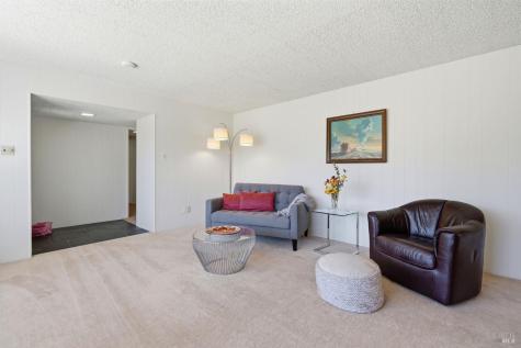 397 W Railroad Avenue Cotati CA 94931
