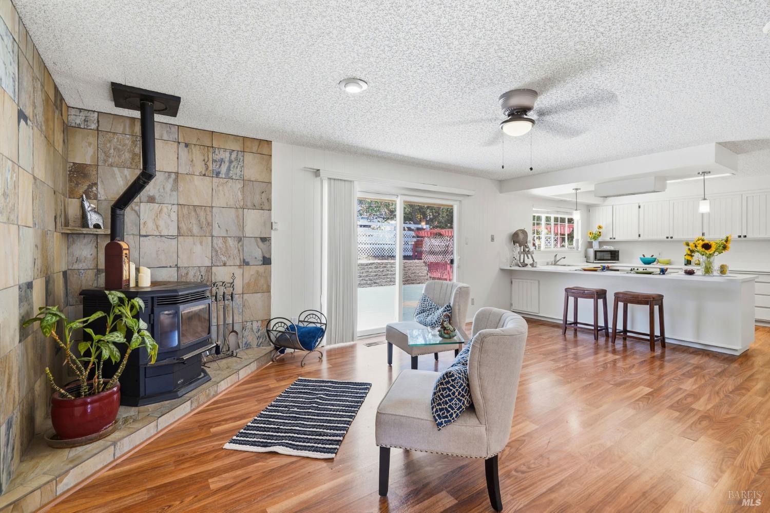 397 W Railroad Avenue Cotati CA 94931