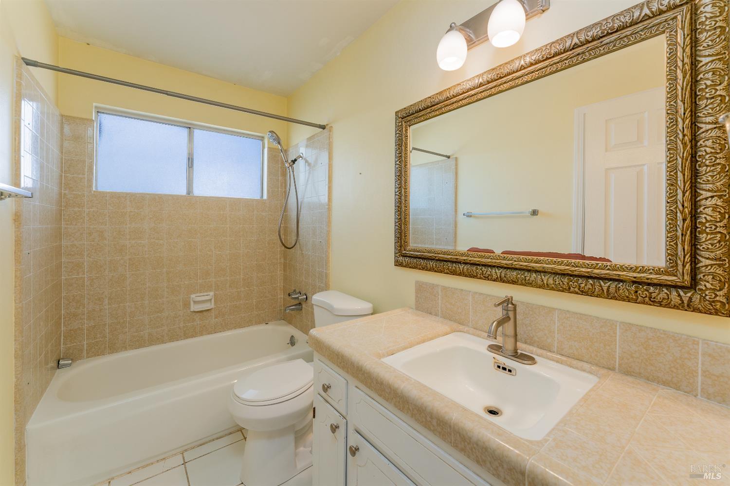 80 Whitmore Lane Ukiah CA 95482