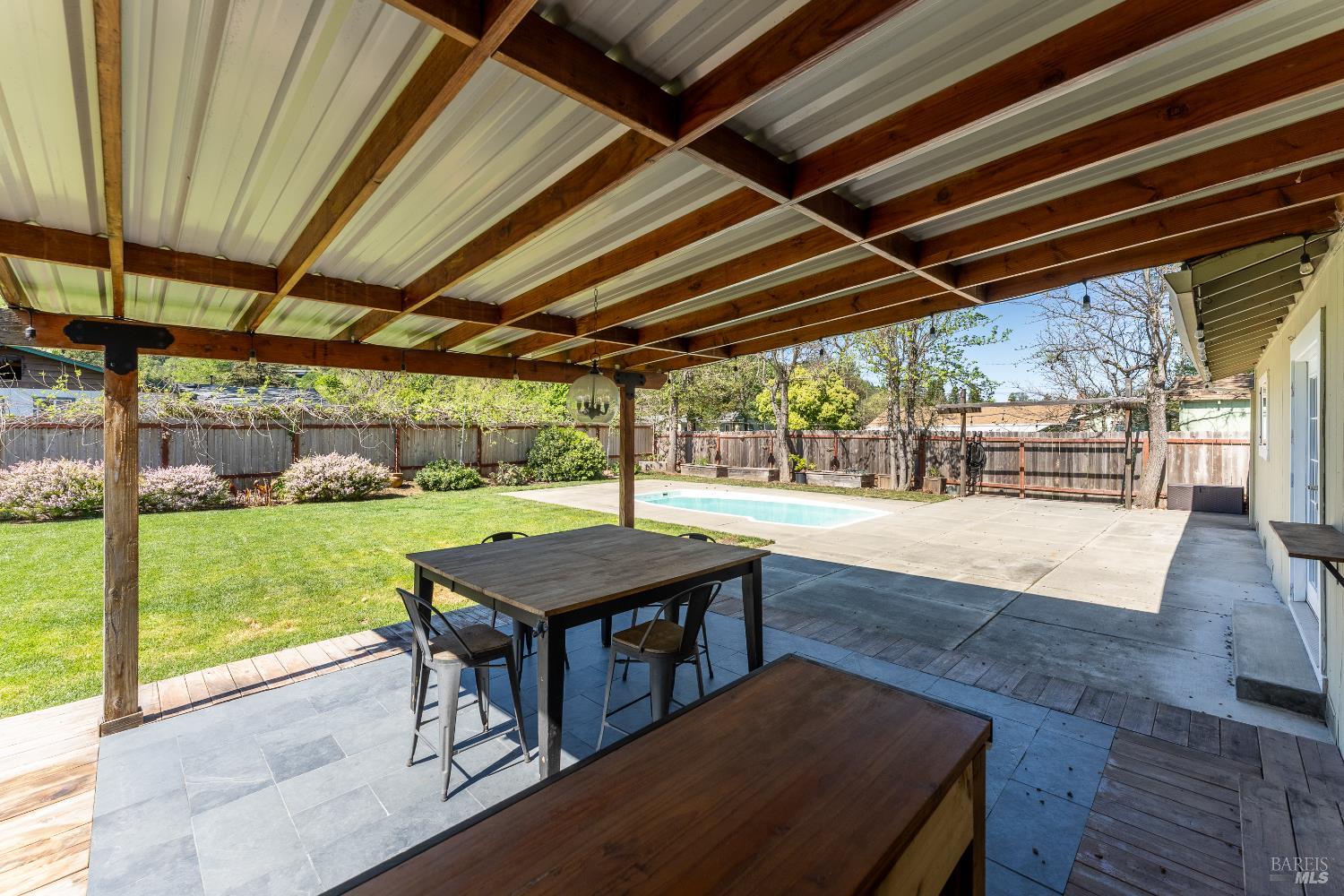 80 Whitmore Lane Ukiah CA 95482