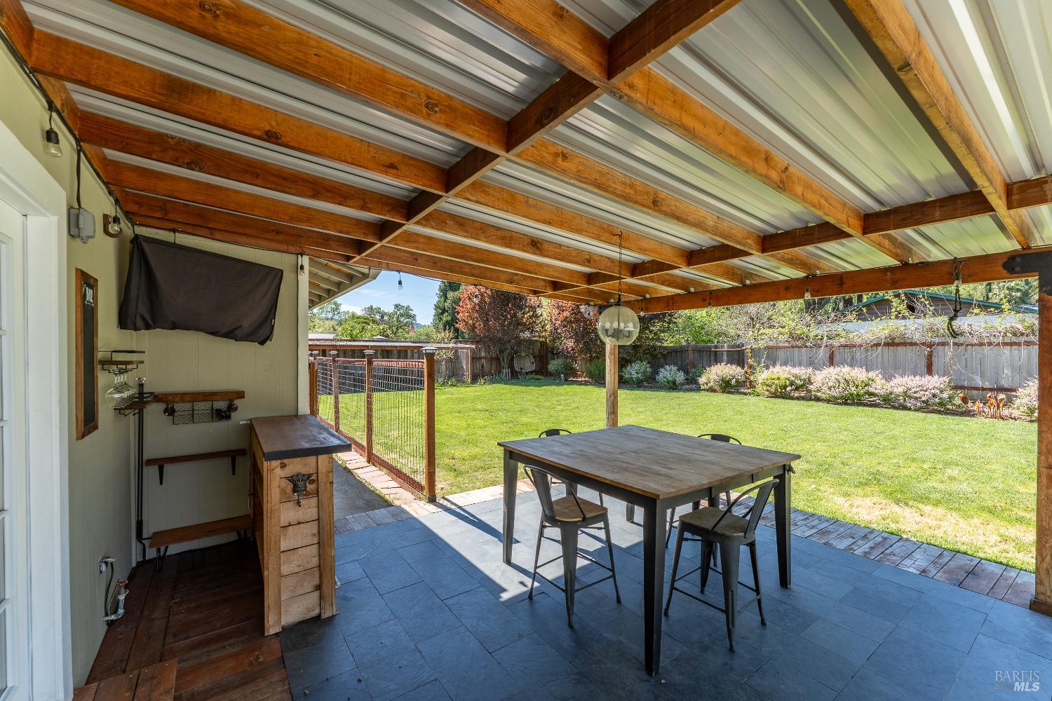 80 Whitmore Lane Ukiah CA 95482