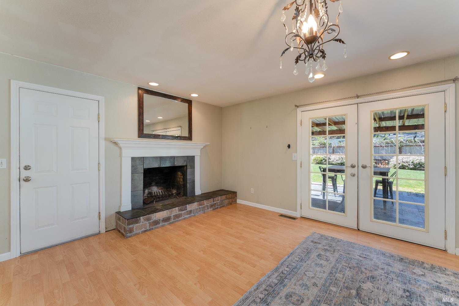 80 Whitmore Lane Ukiah CA 95482